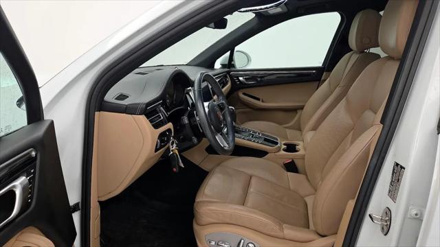 2020 Porsche Macan Macan