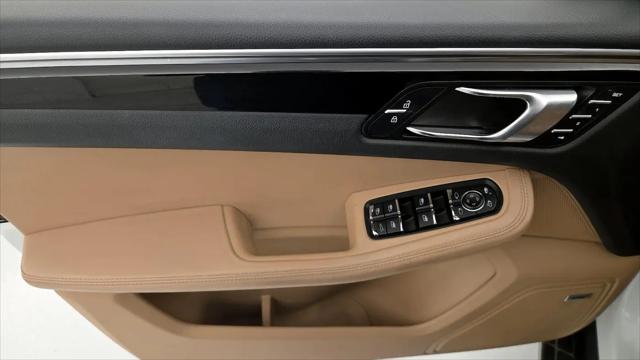 2020 Porsche Macan Macan