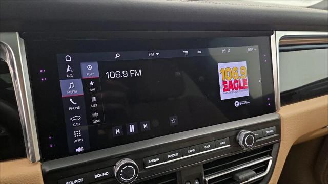 2020 Porsche Macan Macan