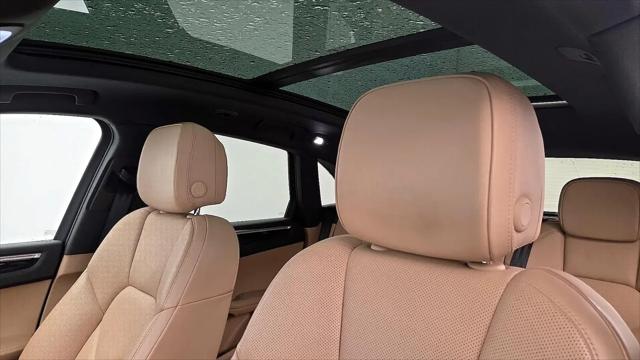 2020 Porsche Macan Macan