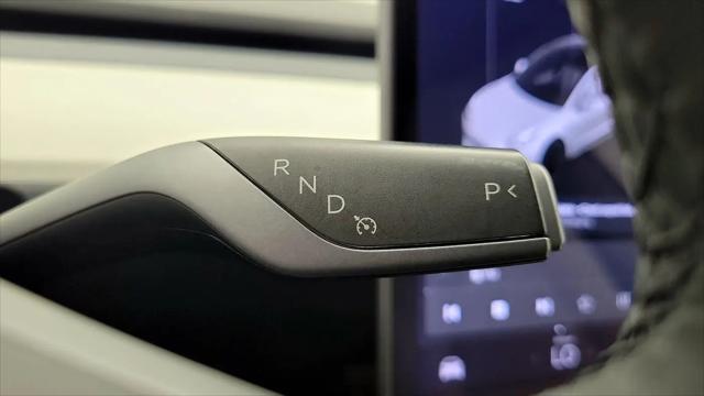 2021 Tesla Model 3 Standard Range Plus Rear-Wheel Drive