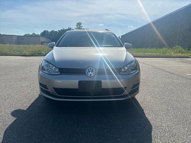 2016 Volkswagen Golf SportWagen TSI S 4-Door 2016 Volkswagen Golf SportWagen TSI S 4-Door