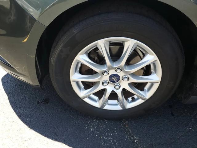 2015 Ford Fusion S