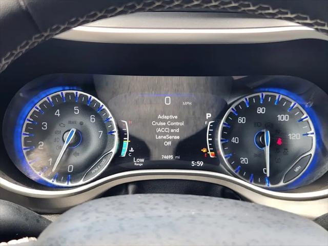 2023 Chrysler Pacifica Touring L