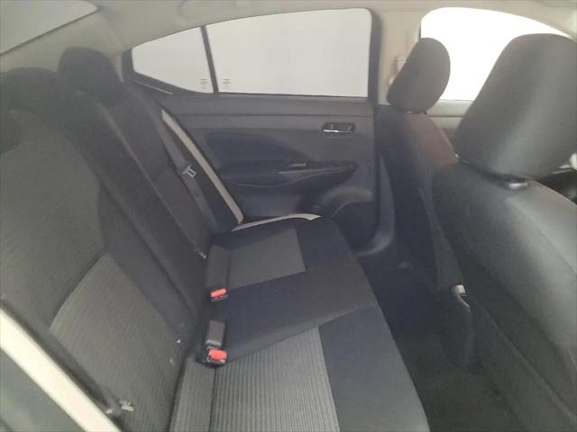 2021 Nissan Versa SV Xtronic CVT
