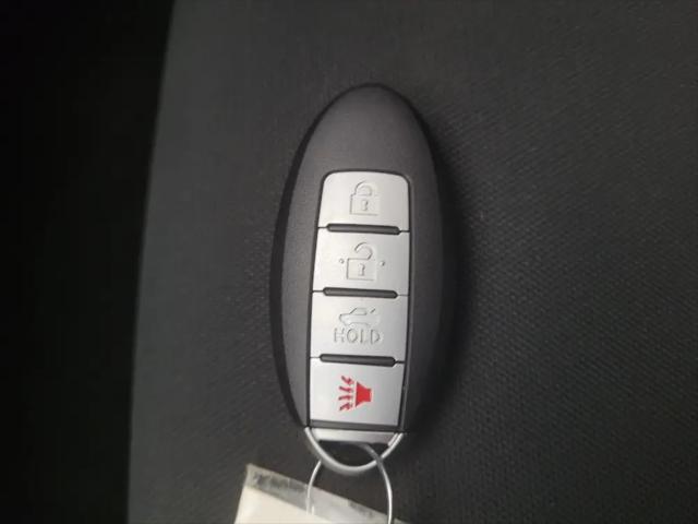 2021 Nissan Versa SV Xtronic CVT