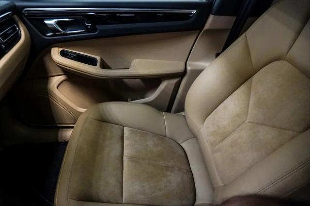 2021 Porsche Macan Macan
