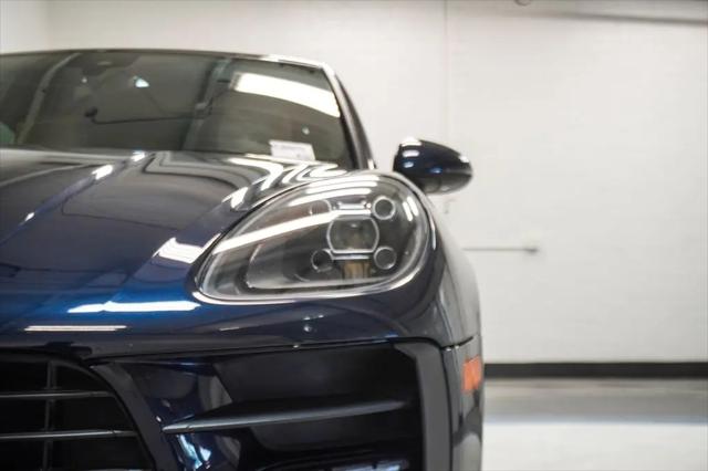 2021 Porsche Macan Macan