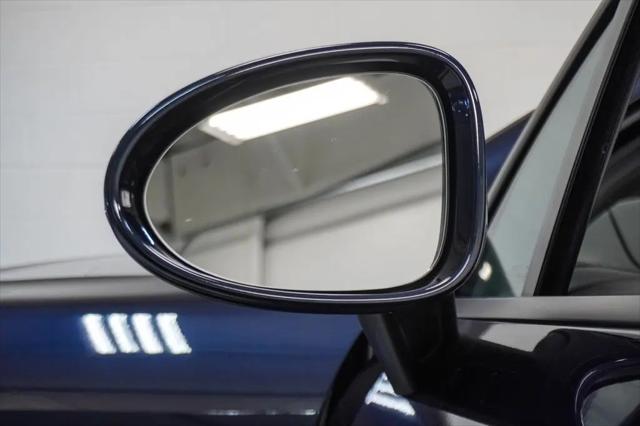 2021 Porsche Macan Macan