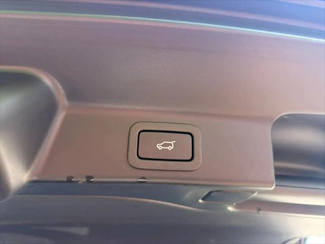 2021 Jaguar F-PACE SVR P550 AWD Automatic