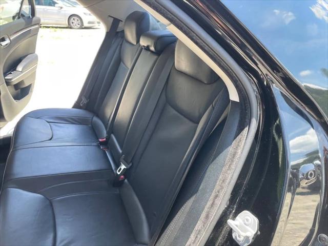 2017 Chrysler 300 Limited
