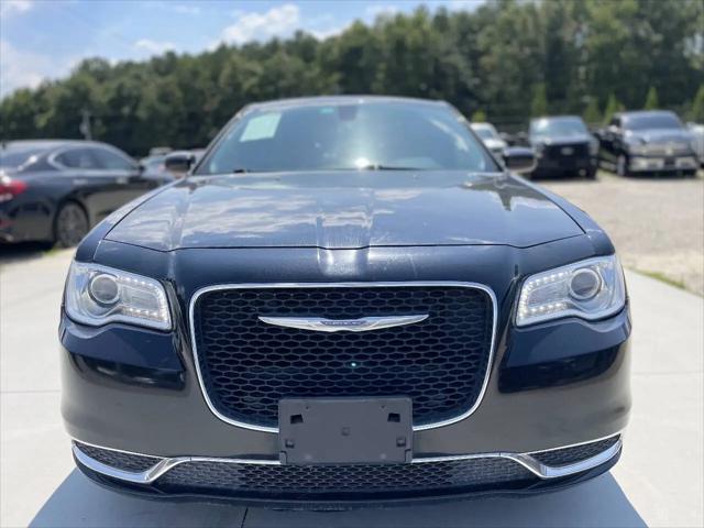 2017 Chrysler 300 Limited