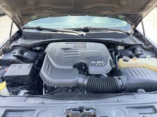 2017 Chrysler 300 Limited