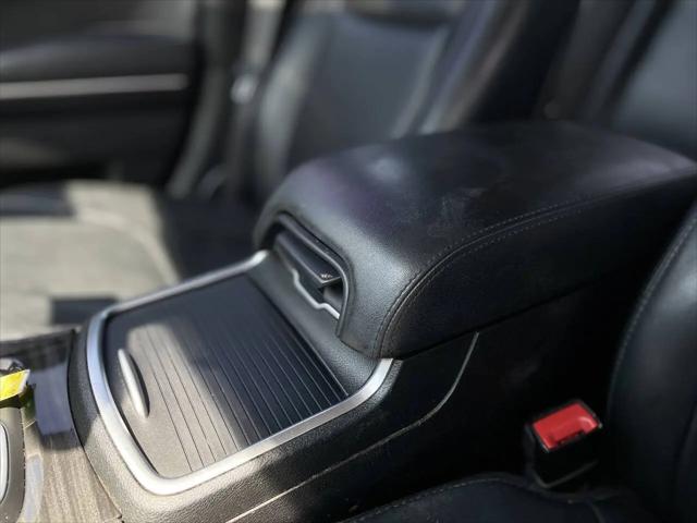 2017 Chrysler 300 Limited