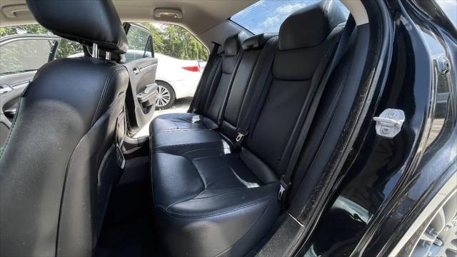 2017 Chrysler 300 Limited