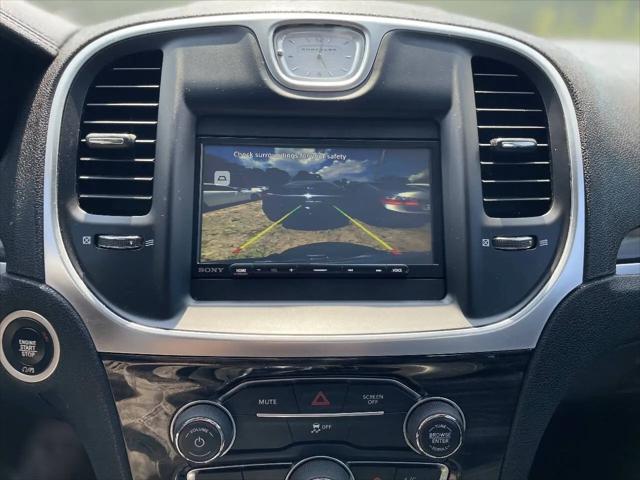 2017 Chrysler 300 Limited