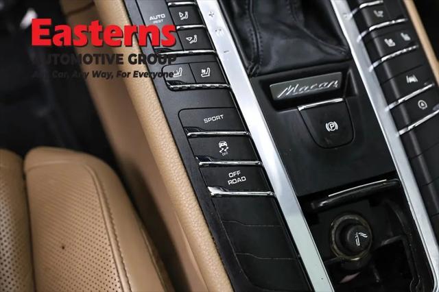2021 Porsche Macan Macan