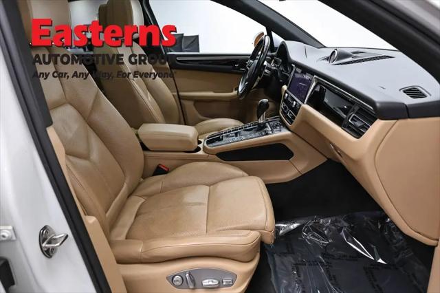 2021 Porsche Macan Macan