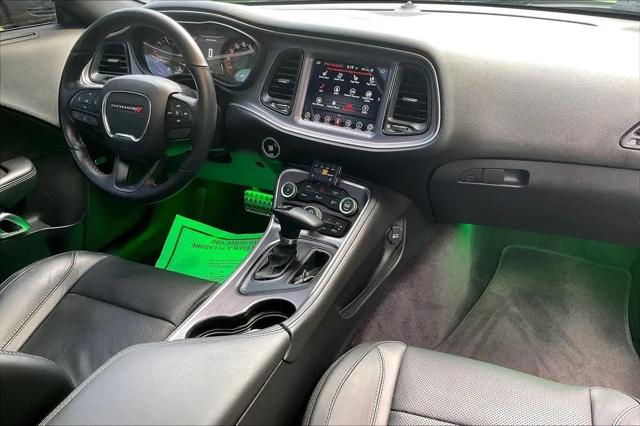 2017 Dodge Challenger SXT Plus