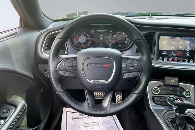 2017 Dodge Challenger SXT Plus