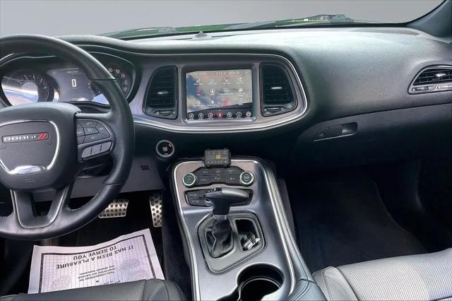 2017 Dodge Challenger SXT Plus