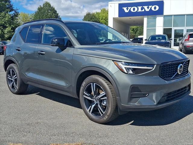 2026 Volvo XC40 Core, B5 AWD Gas mild hybrid, Dark for sale in Nazareth, PA
