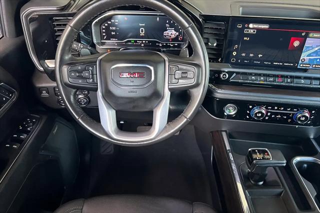 2023 GMC Sierra 1500 4WD Crew Cab Short Box SLT