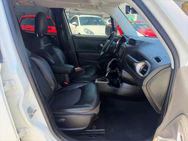 2017 Jeep Renegade Deserthawk 4x4
