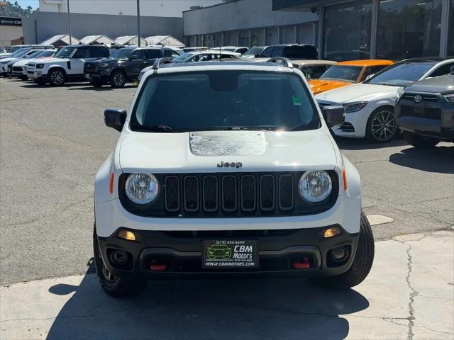 2017 Jeep Renegade Deserthawk 4x4