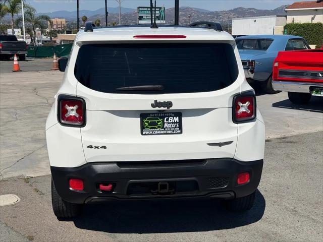 2017 Jeep Renegade Deserthawk 4x4