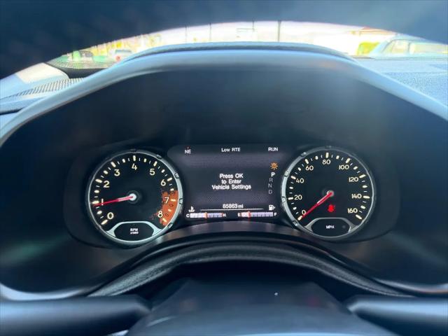 2017 Jeep Renegade Deserthawk 4x4