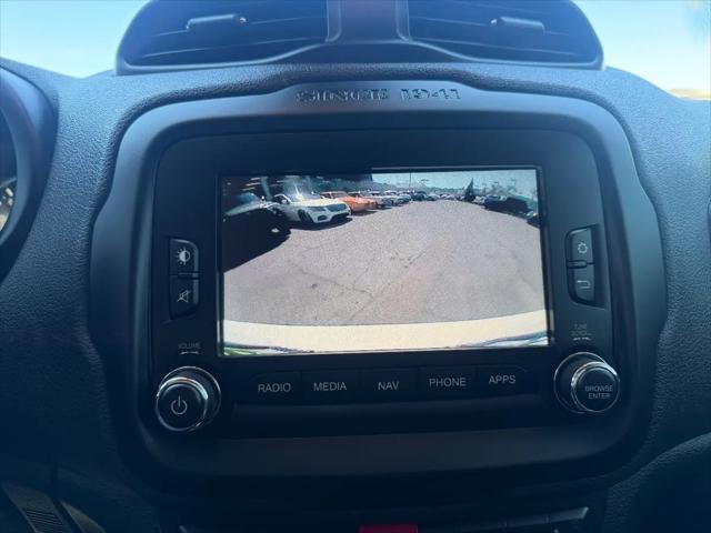 2017 Jeep Renegade Deserthawk 4x4