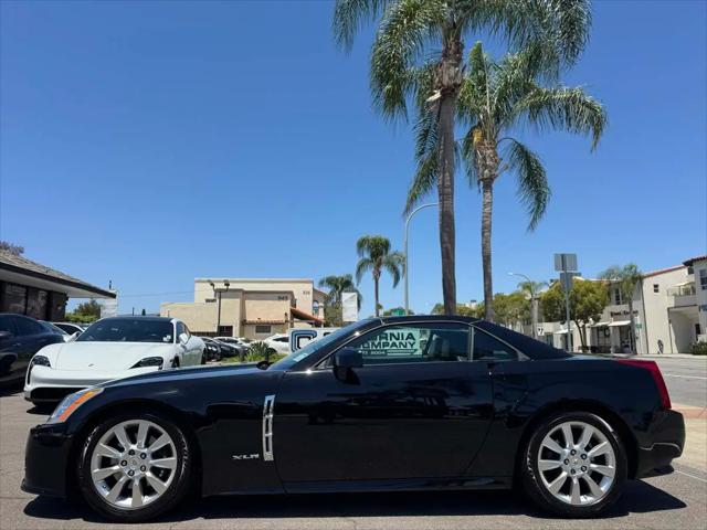 2009 Cadillac XLR Standard