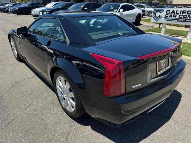 2009 Cadillac XLR Standard
