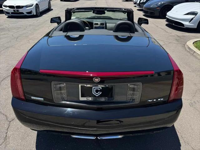 2009 Cadillac XLR Standard
