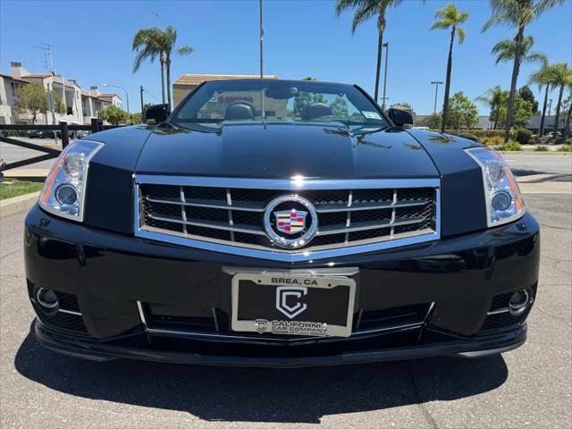 2009 Cadillac XLR Standard