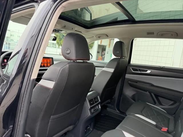 2026 Volkswagen Atlas Peak Edition