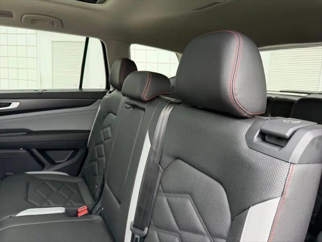 2026 Volkswagen Atlas Peak Edition