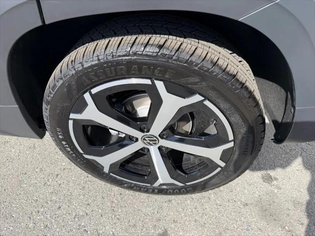 2026 Volkswagen Taos SEL