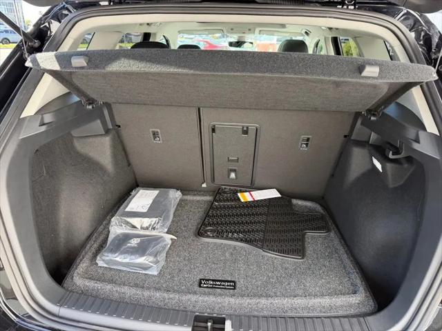 2026 Volkswagen Taos SEL