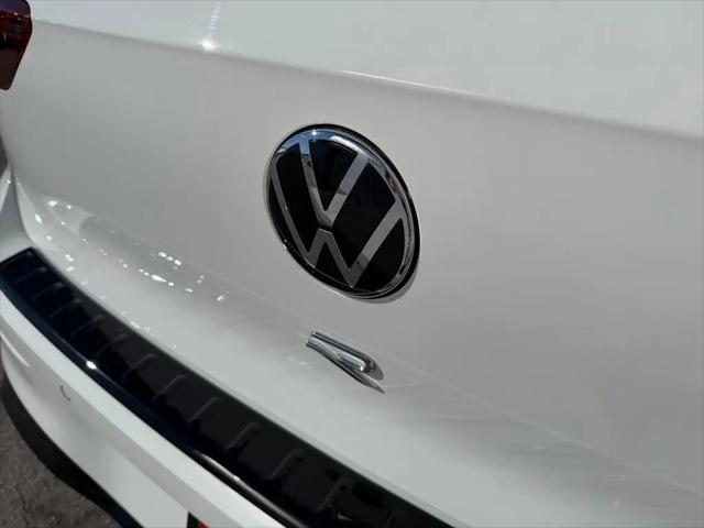 2026 Volkswagen Golf R Base