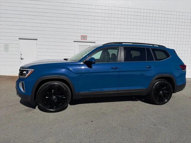 2026 Volkswagen Atlas SE with Technology