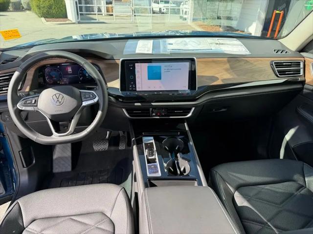 2026 Volkswagen Atlas SE with Technology