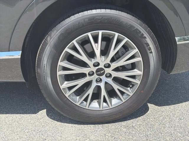 2025 Genesis GV80 2.5T Standard AWD