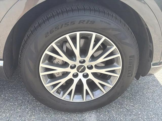 2025 Genesis GV80 2.5T Standard AWD