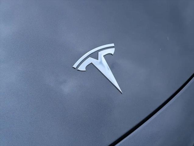2021 Tesla Model 3 Standard Range Plus Rear-Wheel Drive