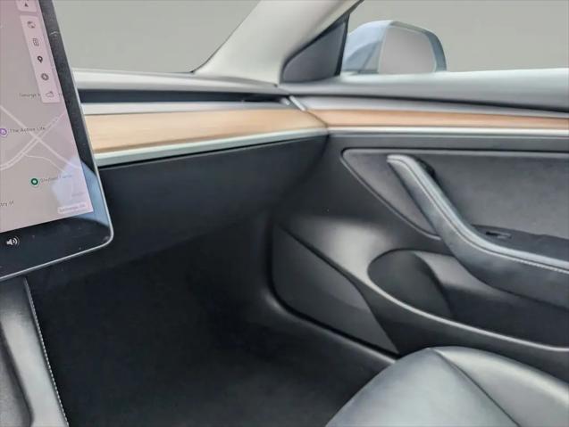 2021 Tesla Model 3 Standard Range Plus Rear-Wheel Drive