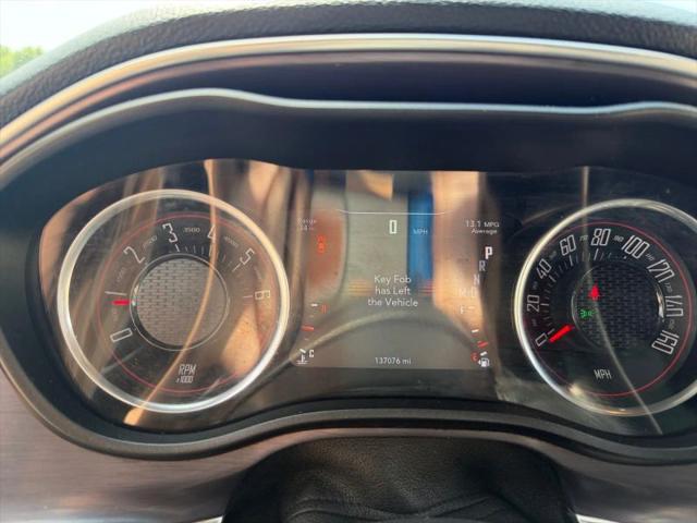 2017 Dodge Challenger SXT