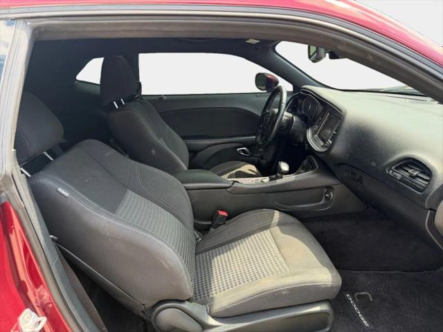 2017 Dodge Challenger SXT