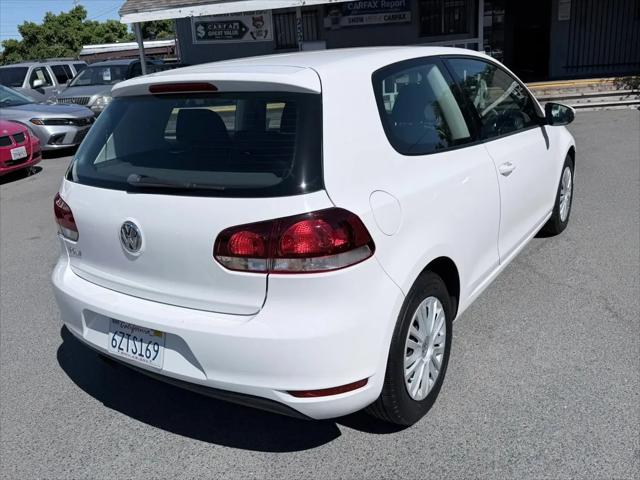 2013 Volkswagen Golf 2.5L 2-Door